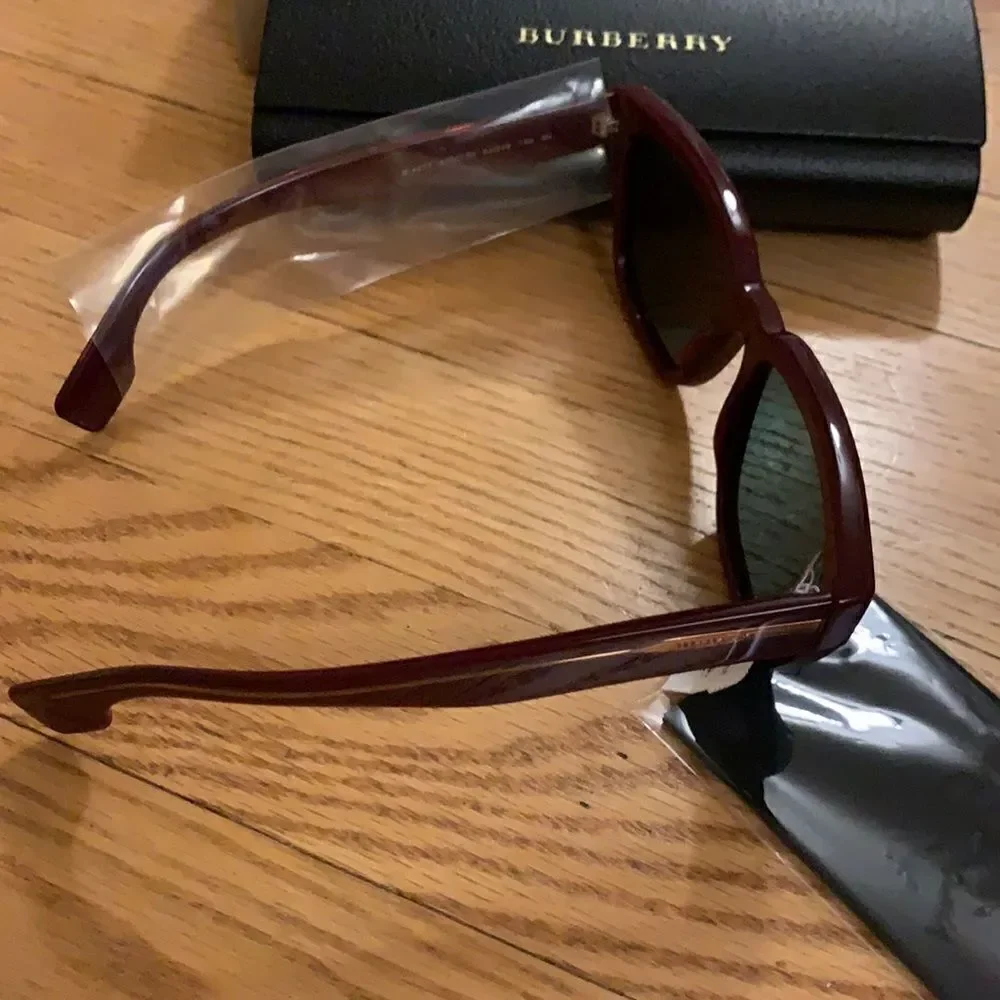 Burberry Bordeaux square sunglasses. New, with tags and case. In box.